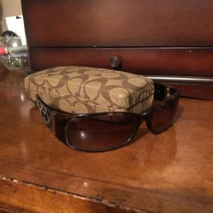 Coach Sunglasses w Coach case